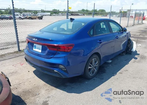 2023 Kia Forte Lxs z USA, uszkodzony, nr VIN 3KPF24AD6PE650353
